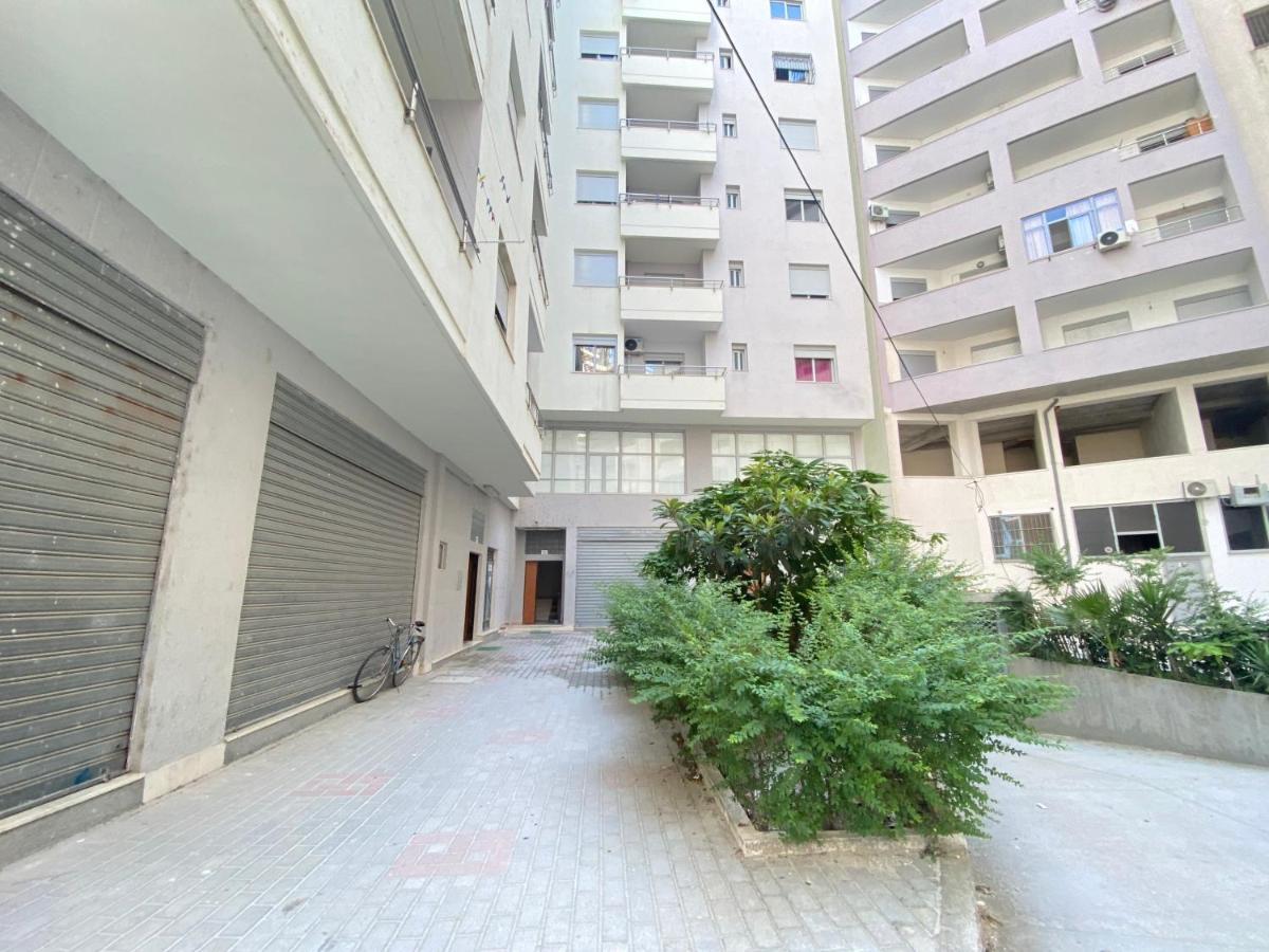 Gus Apartament Vlore Exterior photo