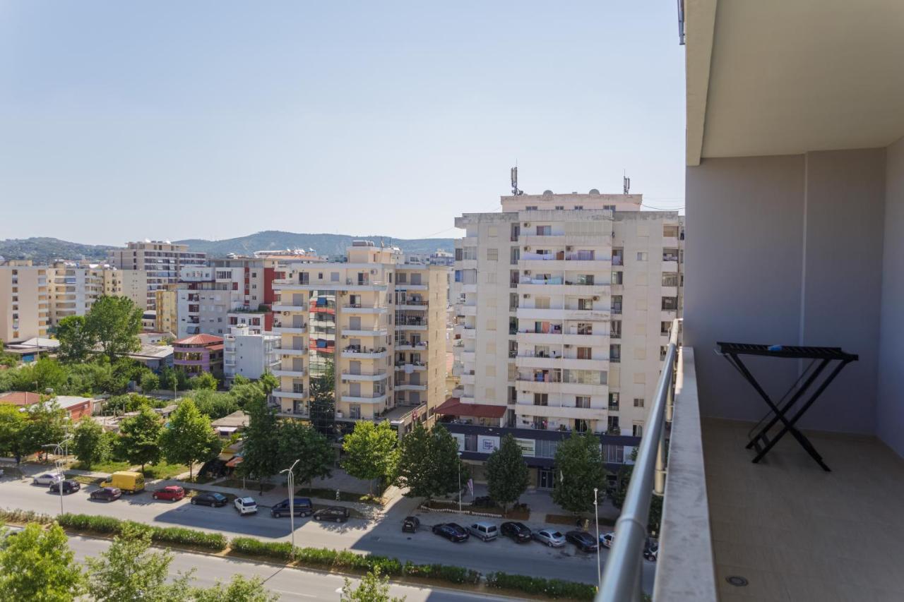 Gus Apartament Vlore Exterior photo