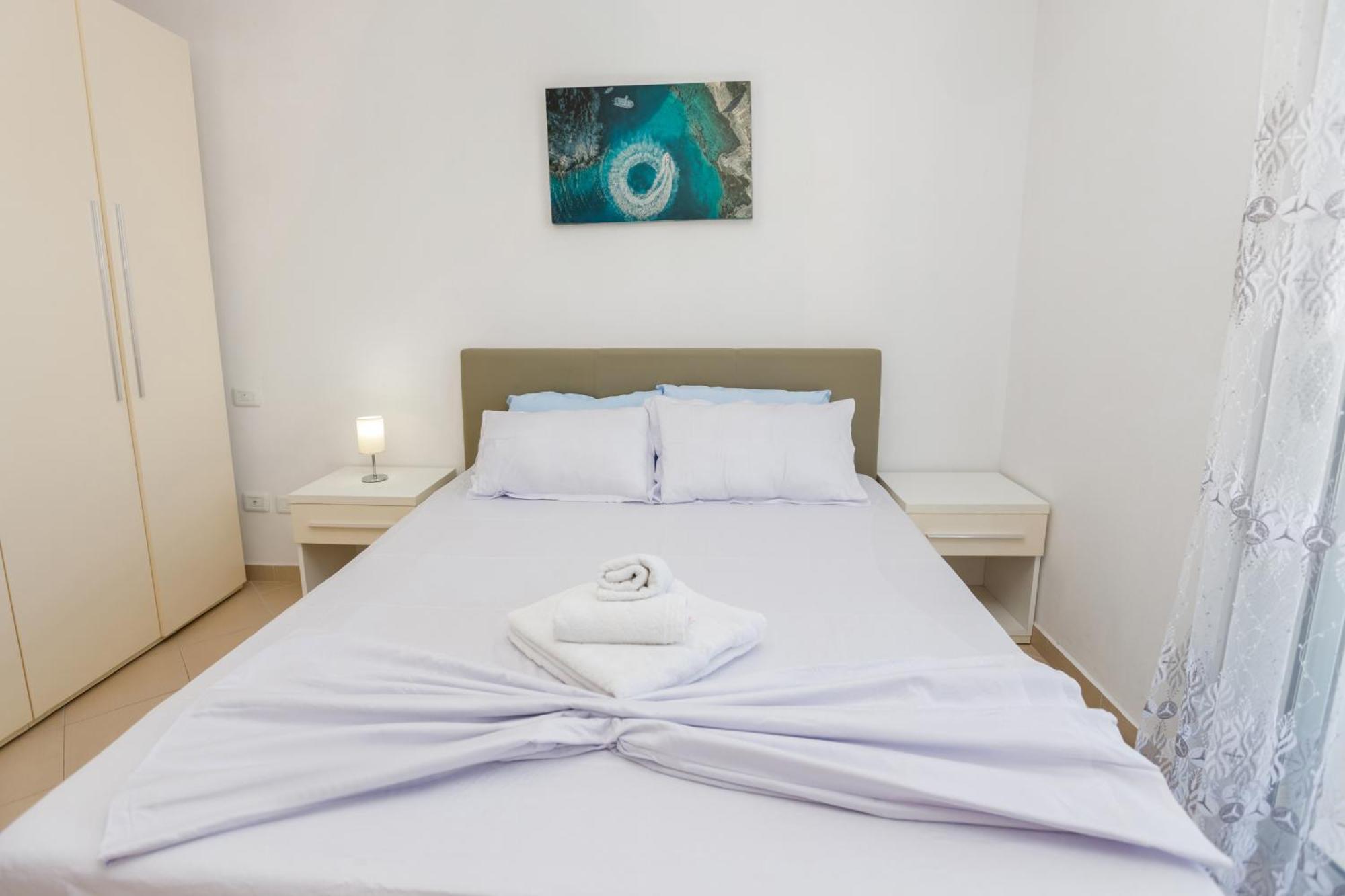Gus Apartament Vlore Exterior photo