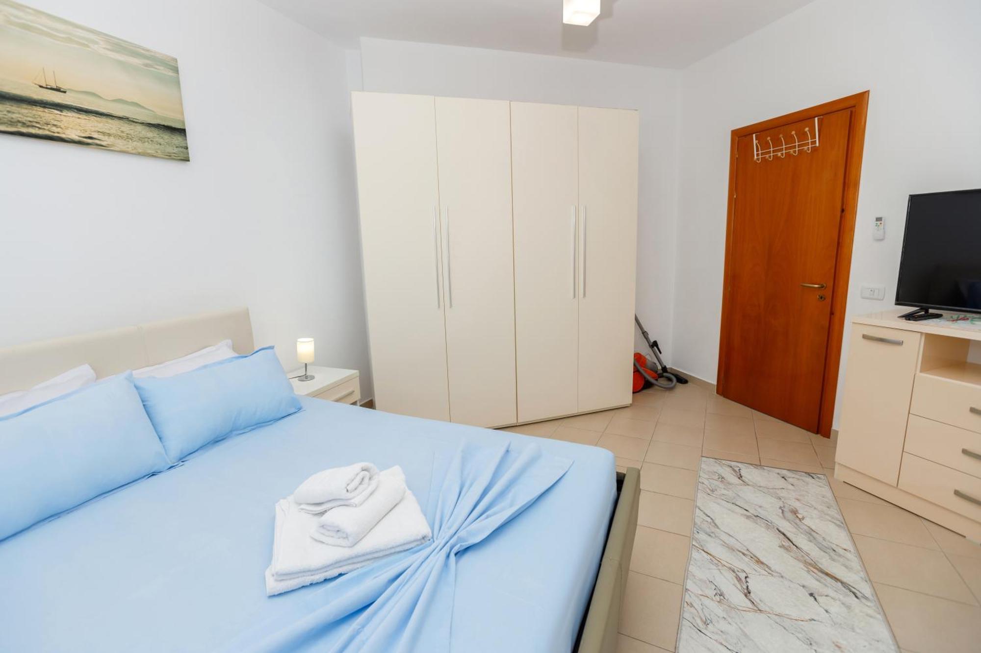 Gus Apartament Vlore Exterior photo